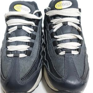 Boys airmax 95 size 3.5